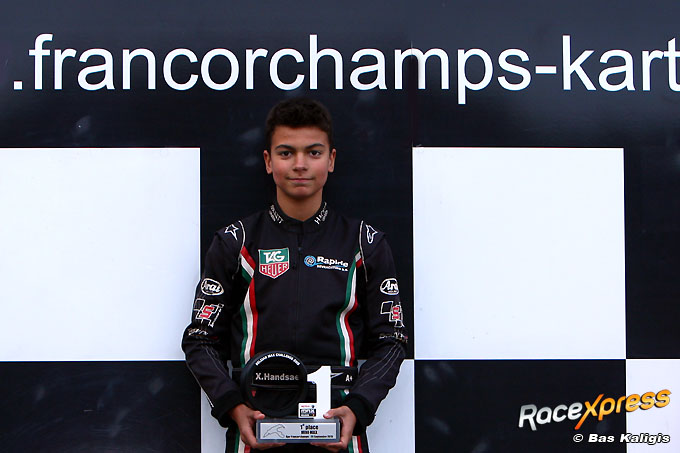 Xavier Handsaeme op podium